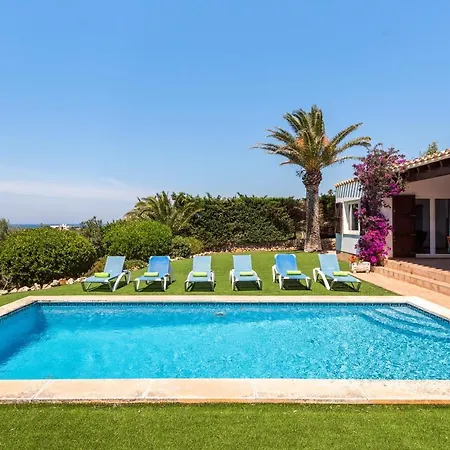 Ribes Villa Binibeca
