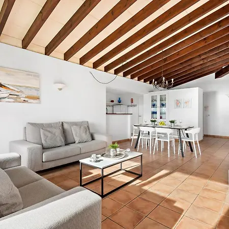 Ribes Villa *