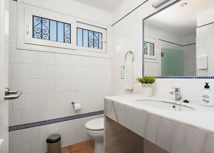 Ribes By Escape Villa Binibeca