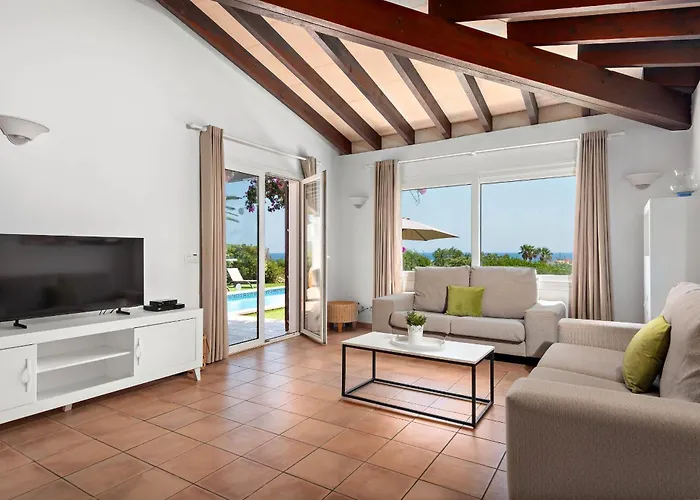 Ribes By Escape Villa Binibeca